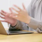 オンライン